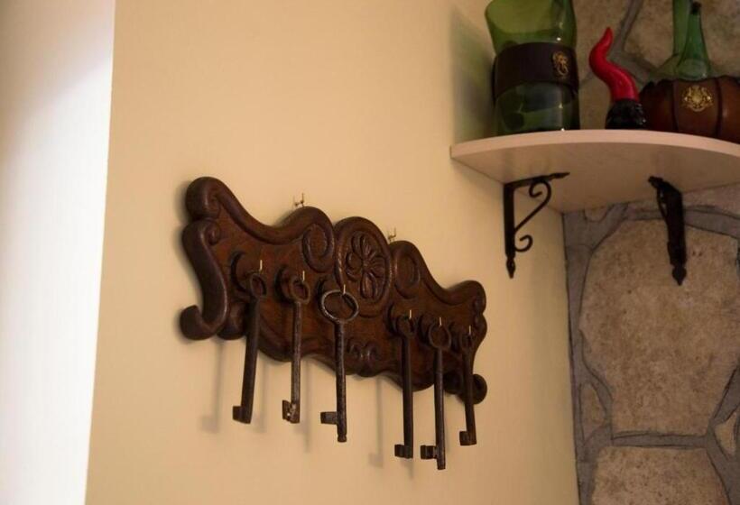 Отель Agriturismo Il Borgo