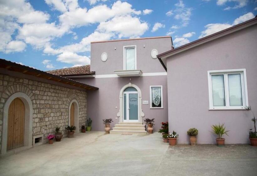 Отель Agriturismo Il Borgo