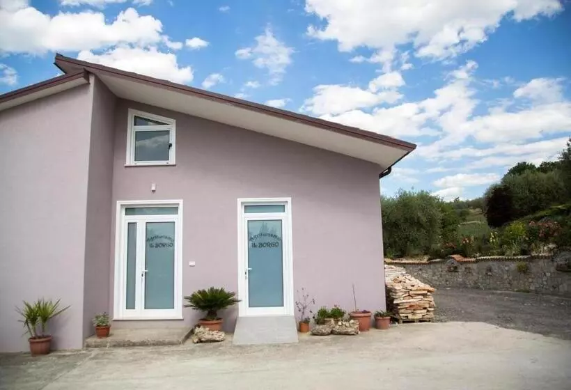 ホテル Agriturismo Il Borgo