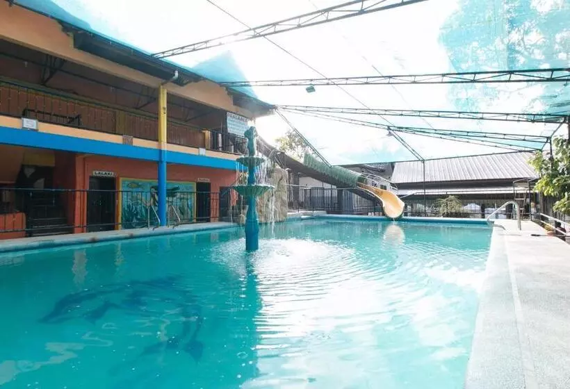 ホテル Alamaris Resort Redpartner