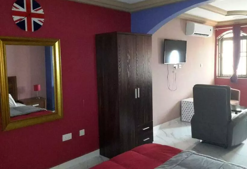 ホテル Impressive Colours Lodge   Akropong Akuapem