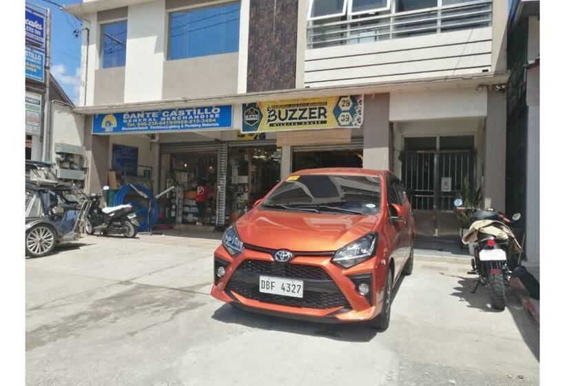 Отель Oyo 867 Roncales Travellers Inn