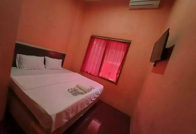 Hotelli Pakde Air Cafe And Homestay Grabag Magelang Mitra Reddoorz