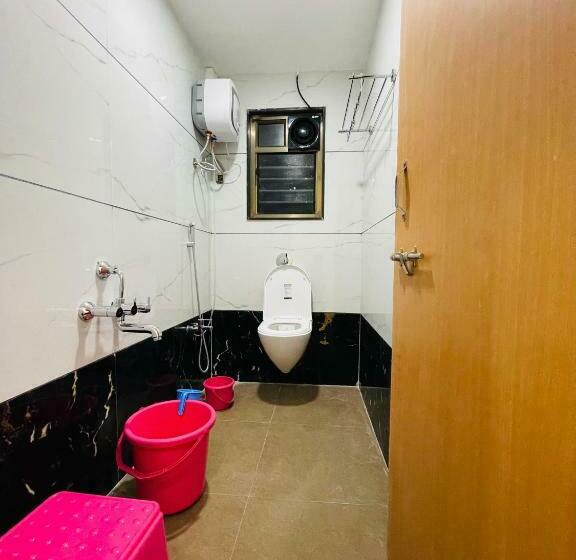 ホテル Suyash Palace & Lodging