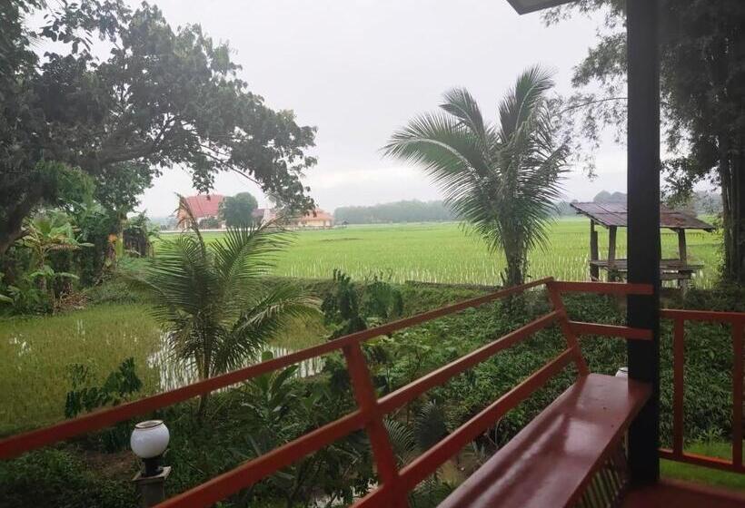 Pensão อุสาวิวรีสอร์ท