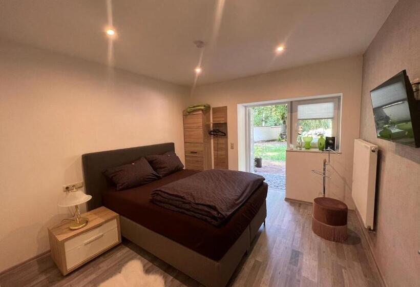 Pensão Nina Apartments