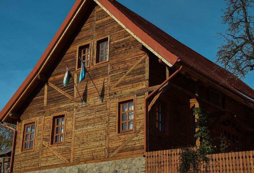 פנסיון Székelyföld,siklódi Kő Vendégház, Csűr