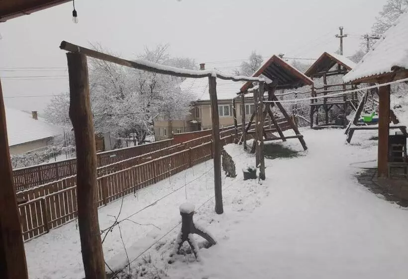 Majatalo Székelyföld,siklódi Kő Vendégház, Csűr