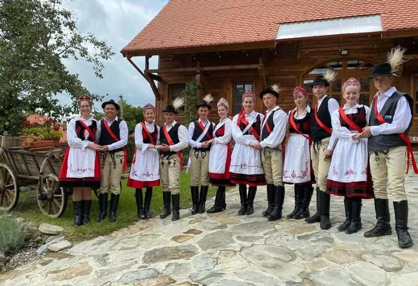Majatalo Székelyföld,siklódi Kő Vendégház, Csűr