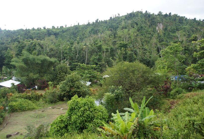 هتل 3 Rivers & Rosalie Forest Eco Lodge