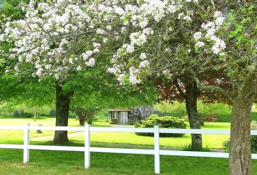 Hotelli Domaine De L'hôtel Au Franc