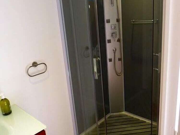 Отель Domaine De L'hôtel Au Franc