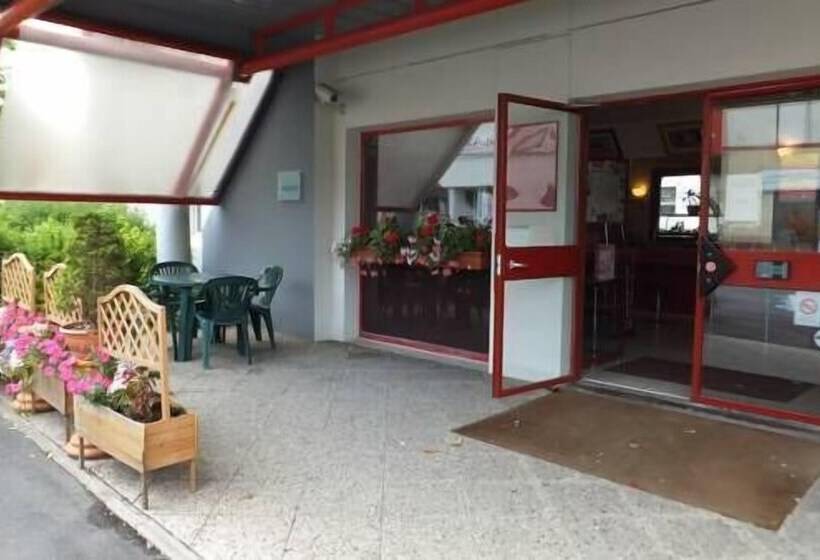 בית מלון כפרי Formul'eco Maubeuge