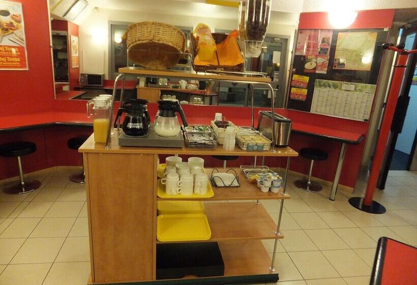 בית מלון כפרי Formul'eco Maubeuge