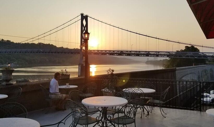 فندق French Quarter Inn