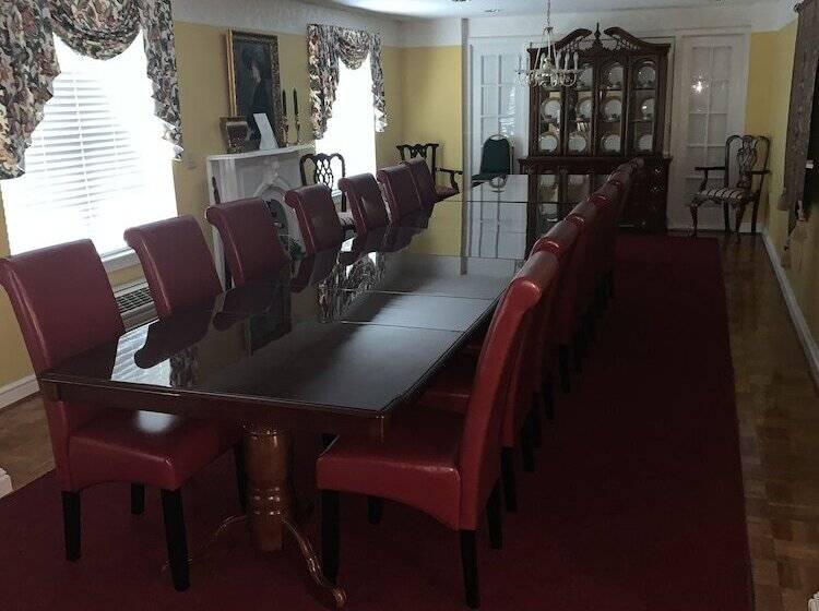 فندق French Quarter Inn