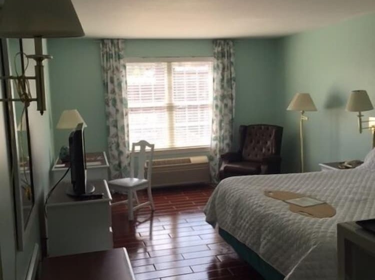 فندق French Quarter Inn