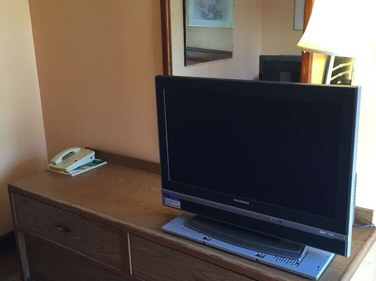 Отель Royal Inn