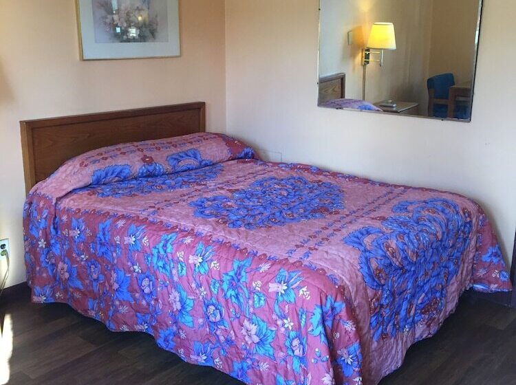 Отель Royal Inn