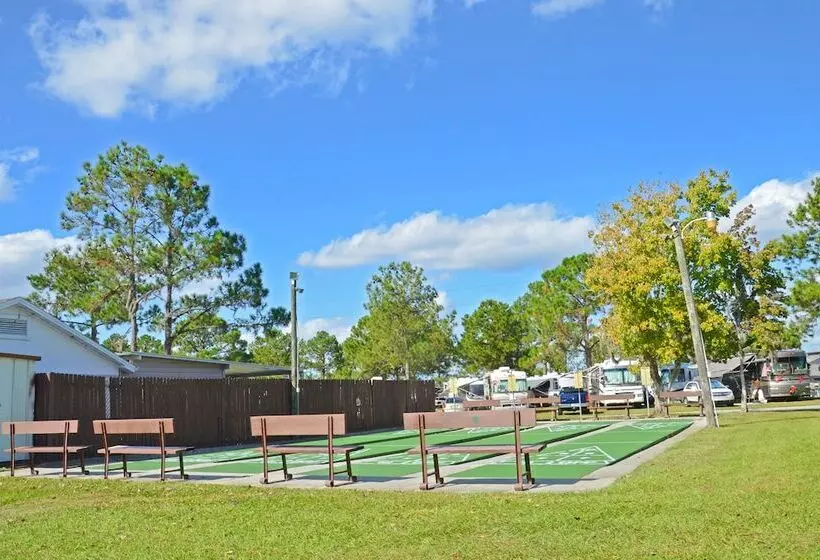 Hotelli Southern Palms Park Model 4