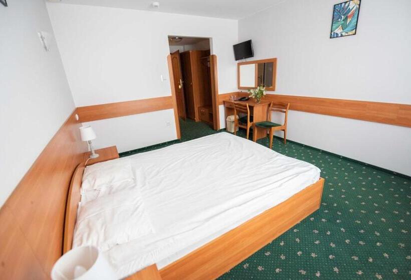 בית מלון כפרי Reg Benz