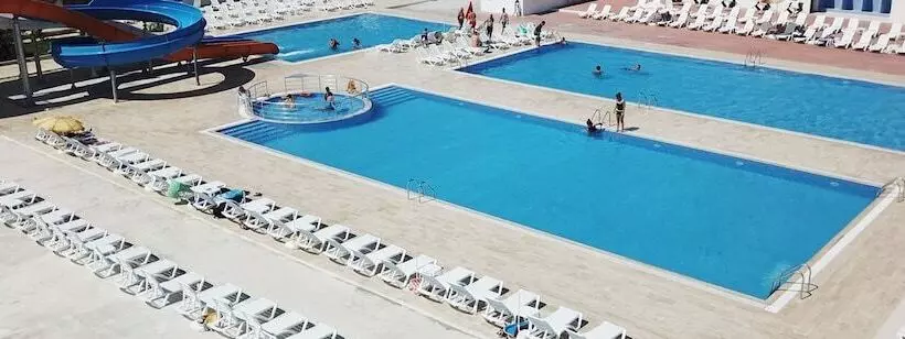 ホテル Burgaz Resort Aquapark