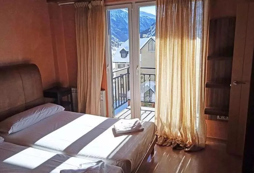 Apartamentos Candanchu 3000