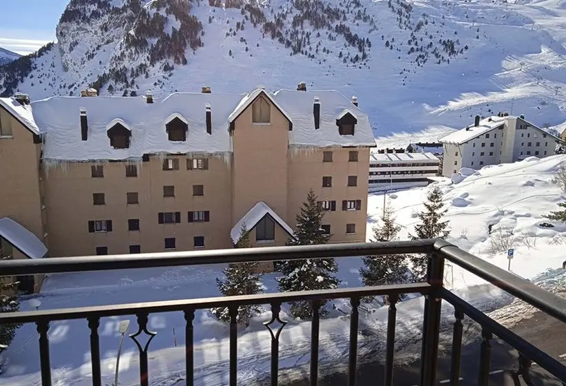 Apartamentos Candanchu 3000
