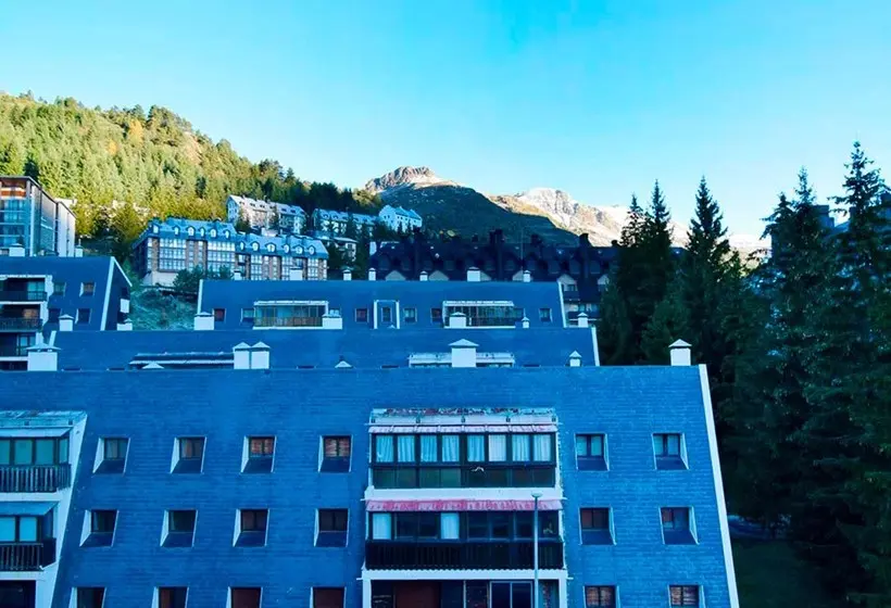 Apartamentos Candanchu 3000