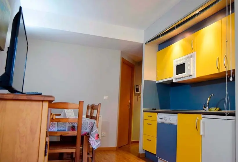 Apartamentos Candanchu 3000