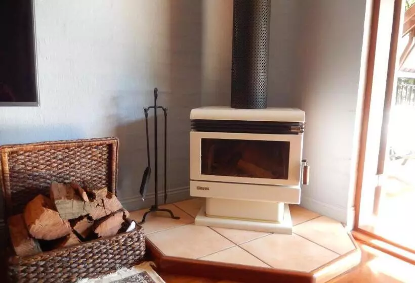 ベッドアンドブレックファースト Montville Boutique Bnb