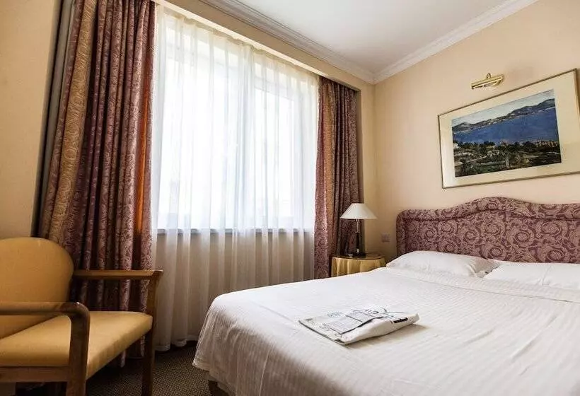 Chagala Hotel Atyrau