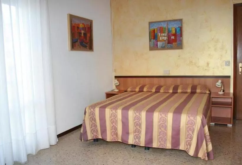 ホテル Antille E Azzorre