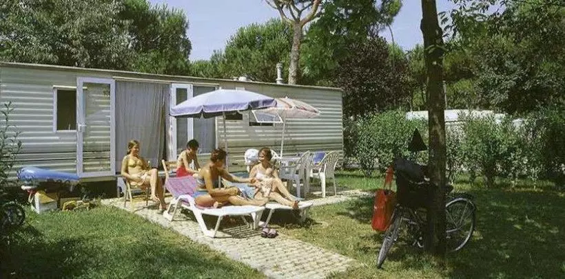 ホテル Del Garda Village And Camping