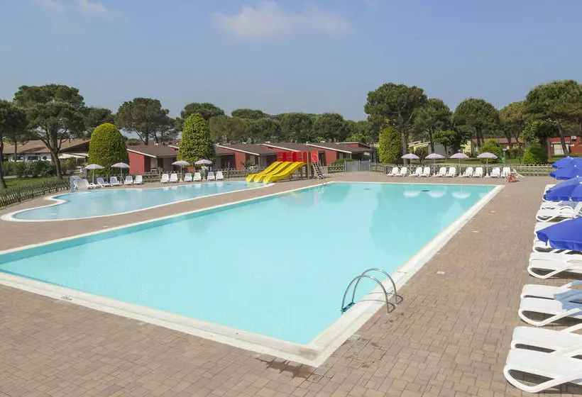 ホテル Del Garda Village And Camping