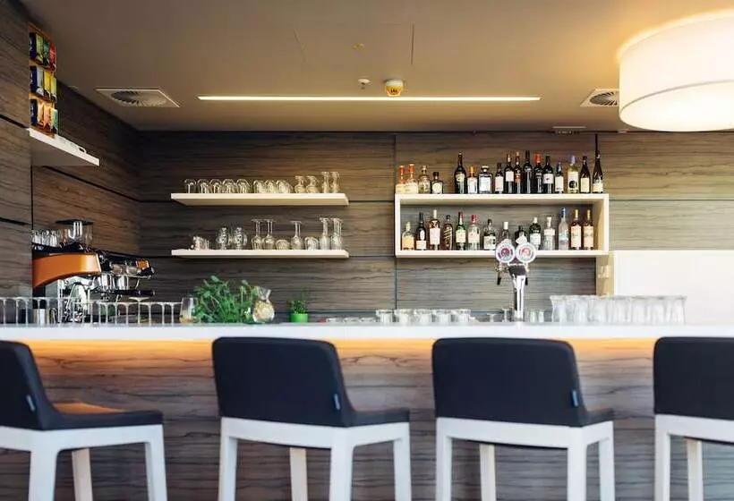 Harry S Home München Hotel & Apartments