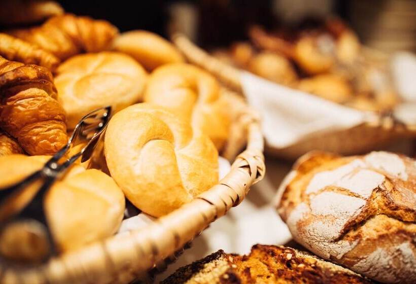 Harry S Home München Hotel & Apartments