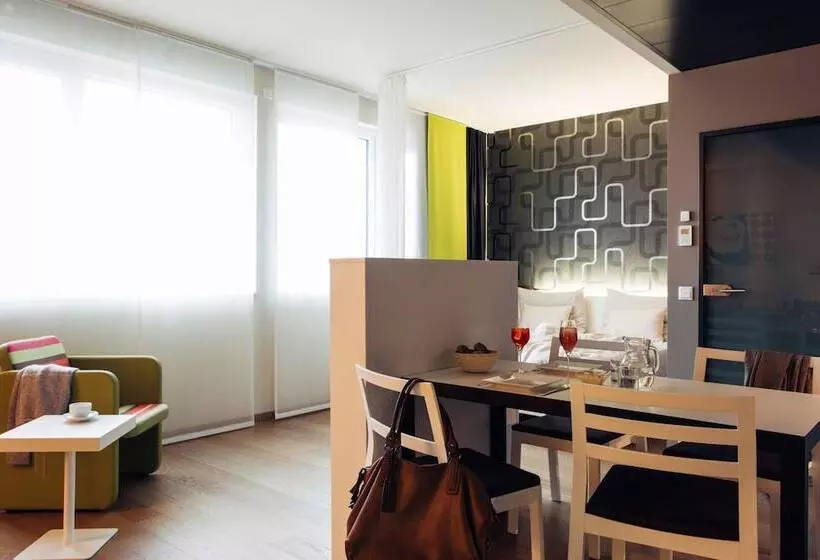 Harry S Home München Hotel & Apartments