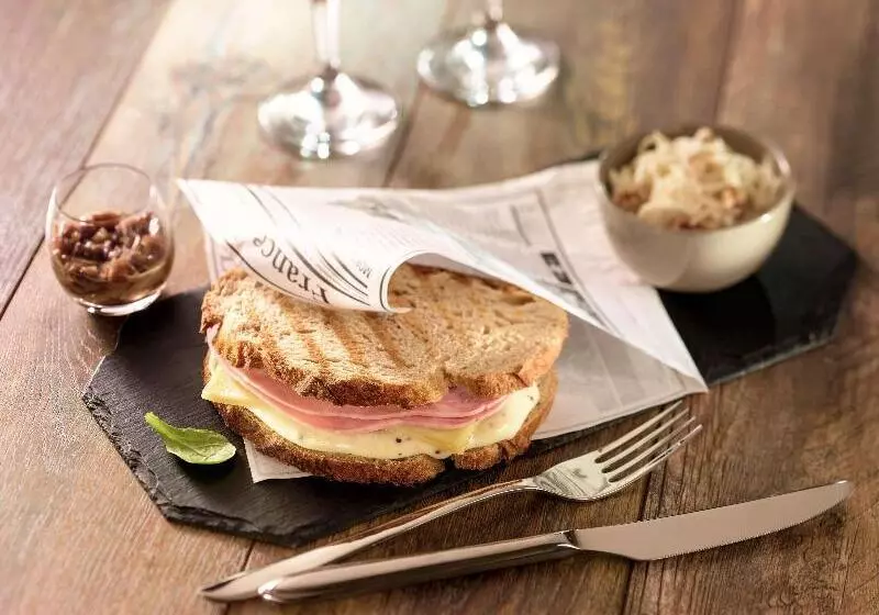 酒店 Ibis Montceau Les Mines