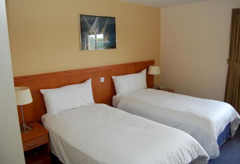 בית מלון כפרי Leitrim Marina