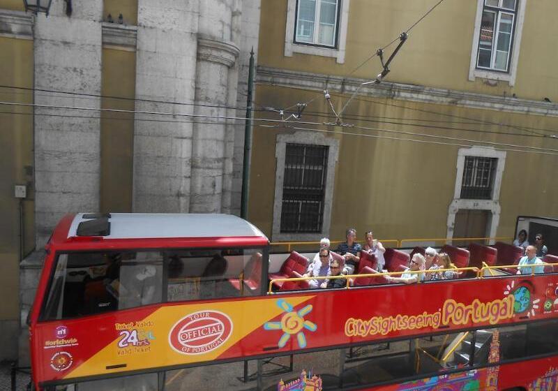 هتل Lisbon Arsenal Suites