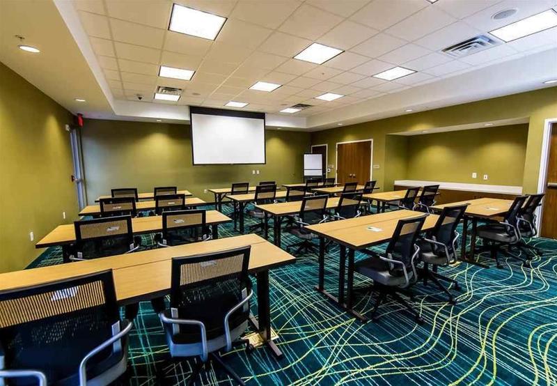 בית מלון כפרי Springhill Suites Lumberton