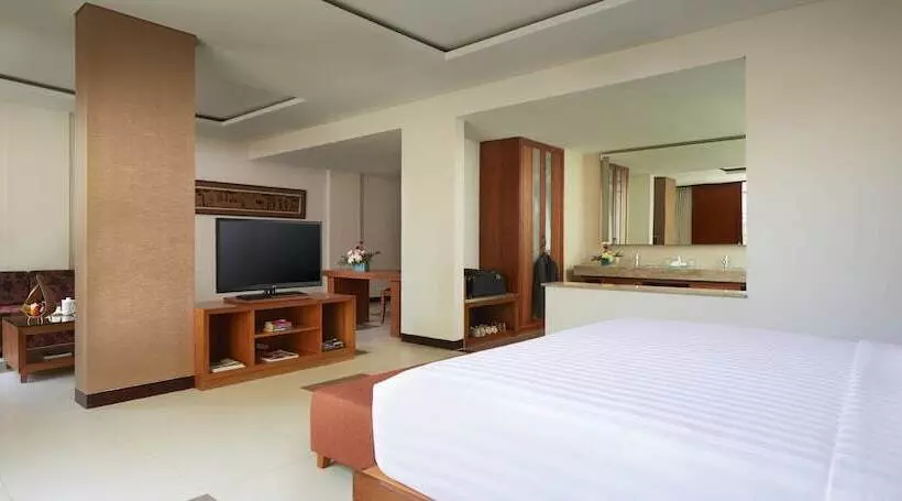 Sun Island Hotel & Spa Legian