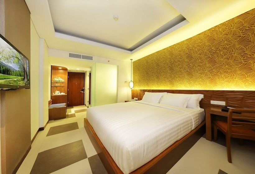 Sun Island Hotel & Spa Legian
