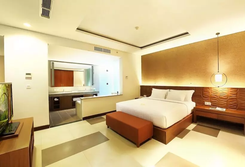 Sun Island Hotel & Spa Legian