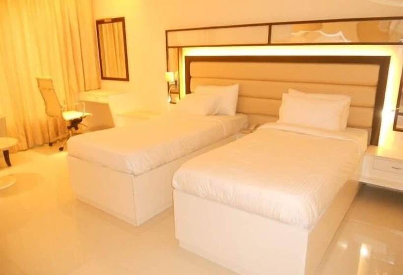 ホテル United 21, Hyderabad