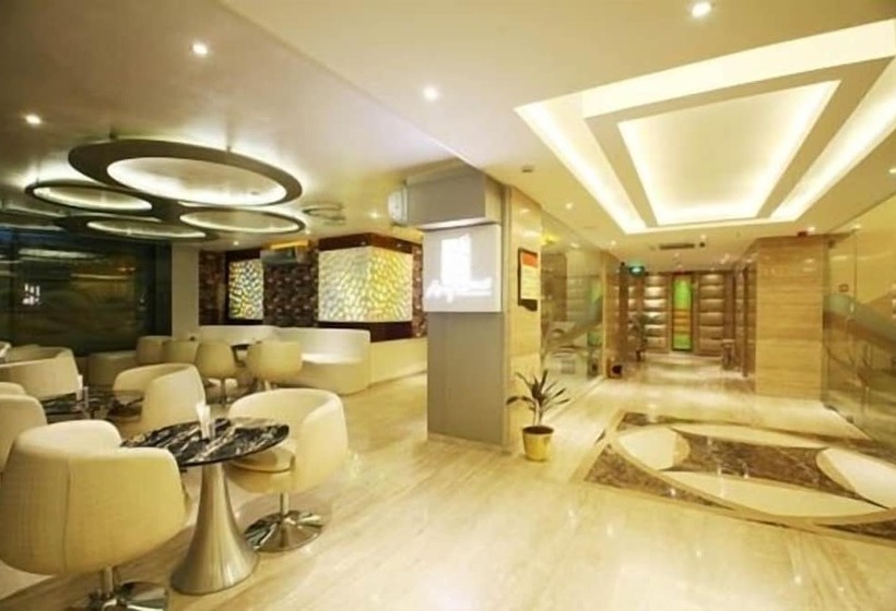 ホテル United 21, Hyderabad