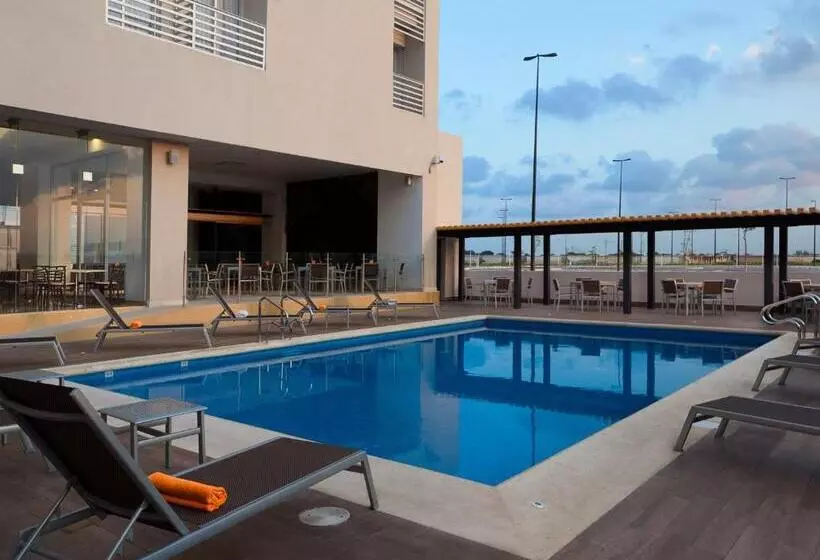 호텔 Yes Inn Nuevo Veracruz