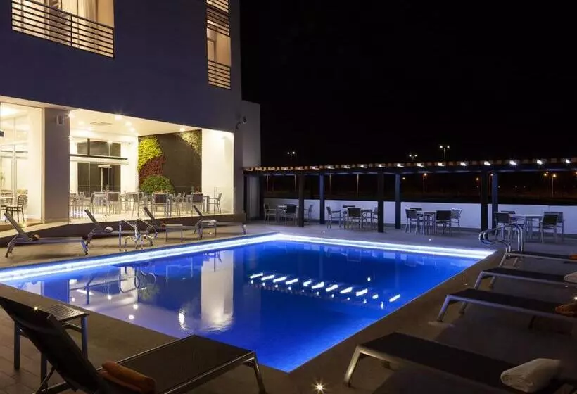 호텔 Yes Inn Nuevo Veracruz