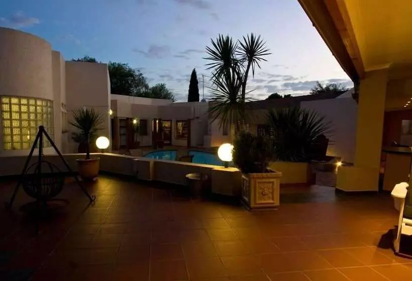 פנסיון President Lodge